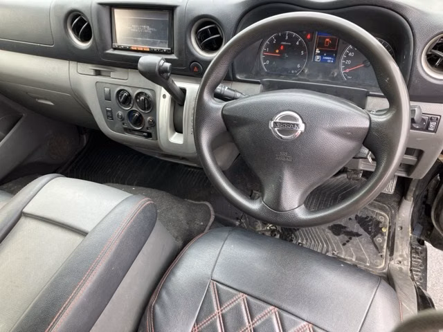 NISSAN NV350 CARAVAN