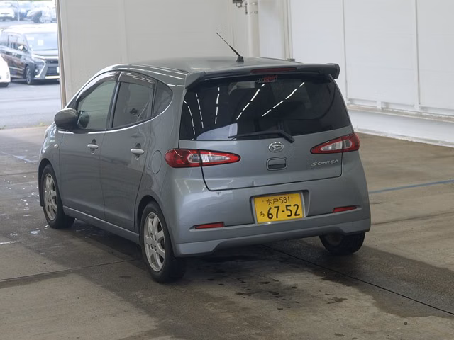 DAIHATSU SONICA