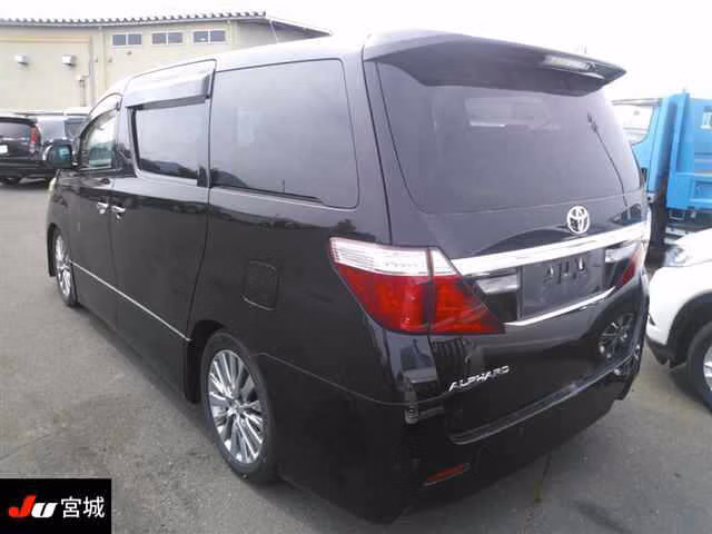 TOYOTA ALPHARD