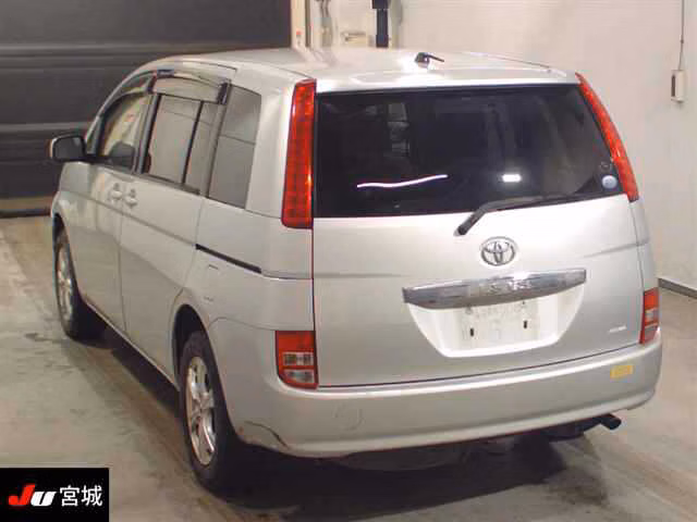 TOYOTA ISIS