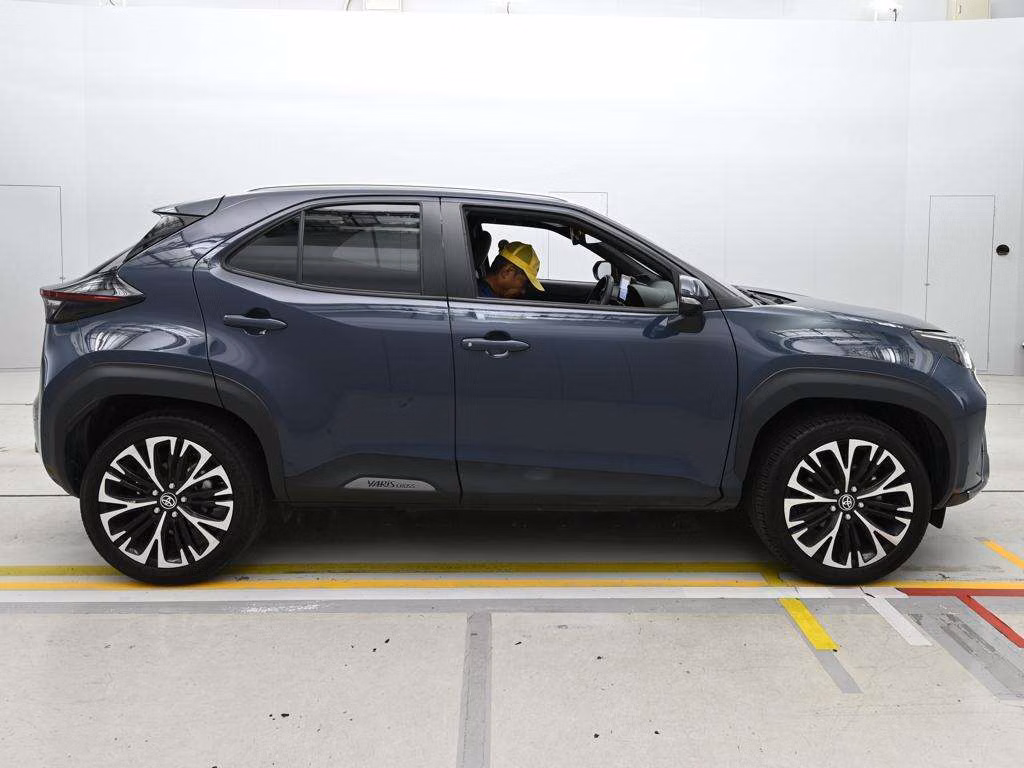 TOYOTA YARIS CROSS