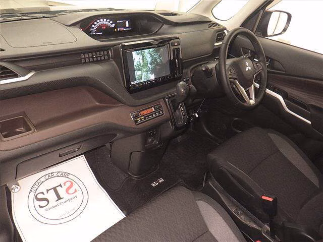 MITSUBISHI DELICA D:2