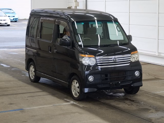 DAIHATSU ATRAI