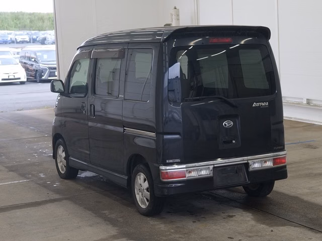 DAIHATSU ATRAI