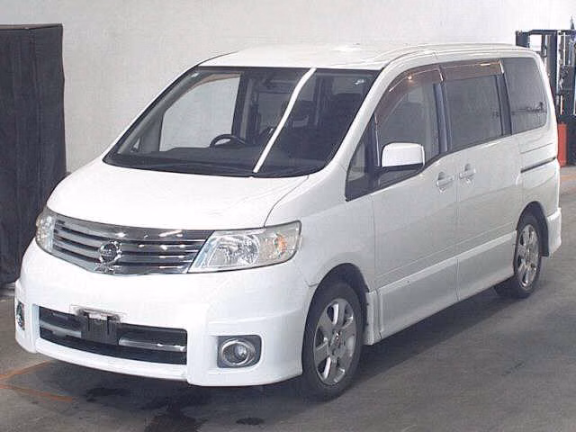NISSAN SERENA
