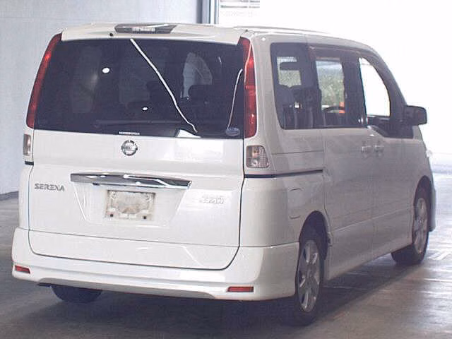 NISSAN SERENA