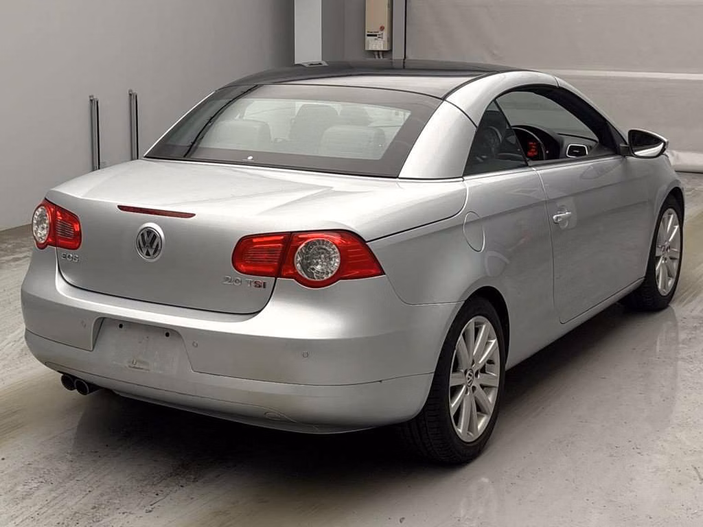 VOLKSWAGEN EOS