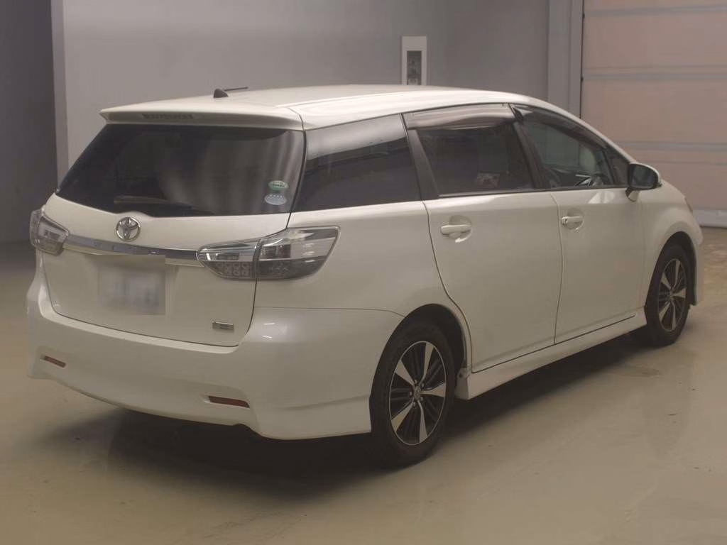 TOYOTA WISH