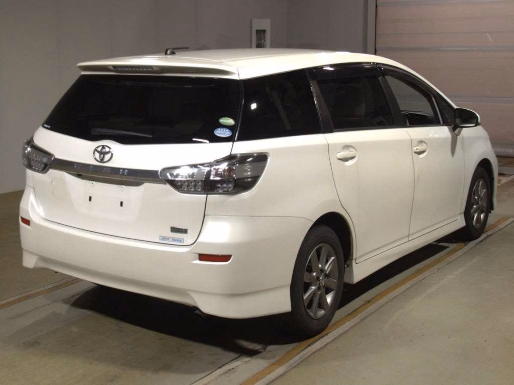 TOYOTA WISH