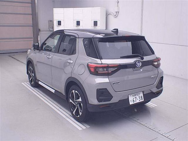 DAIHATSU ROCKY