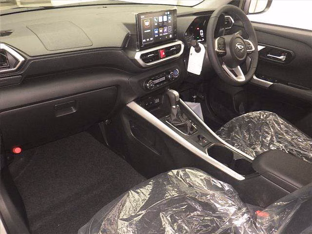 DAIHATSU ROCKY