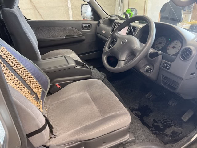 NISSAN CARAVAN