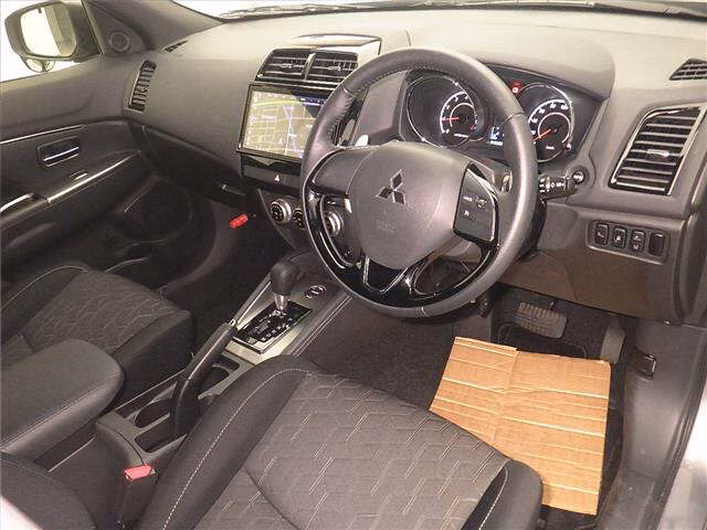 MITSUBISHI RVR