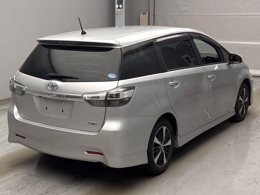 TOYOTA WISH