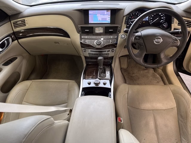 NISSAN FUGA