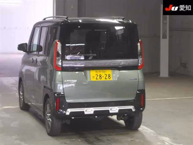 MITSUBISHI DELICA MINI