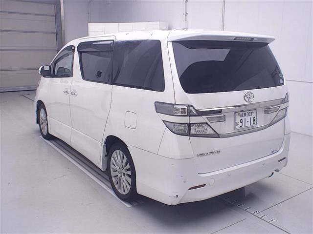 TOYOTA VELLFIRE