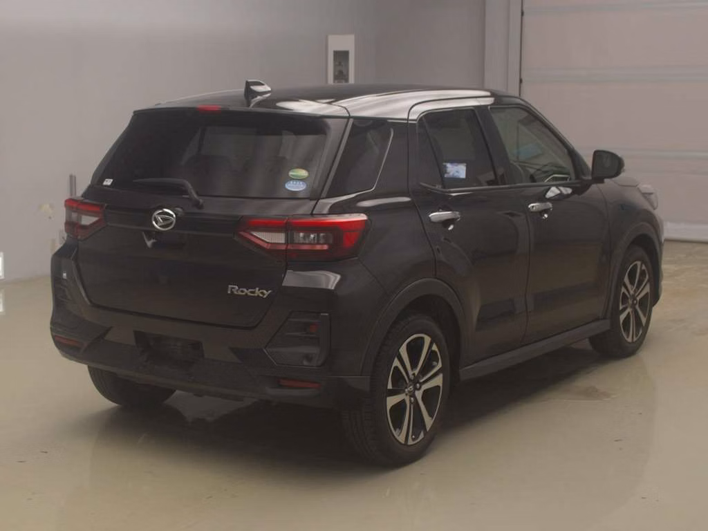 DAIHATSU ROCKY