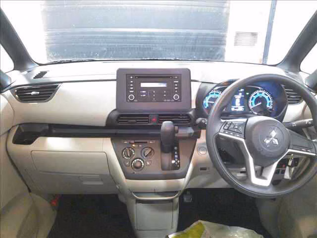 MITSUBISHI EK SPACE