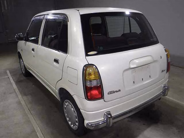 DAIHATSU MIRA GINO