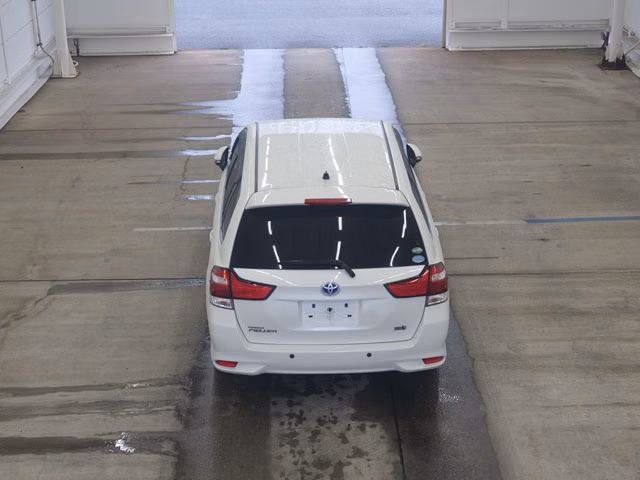 TOYOTA COROLLA FIELDER