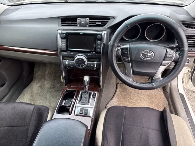 TOYOTA MARK X