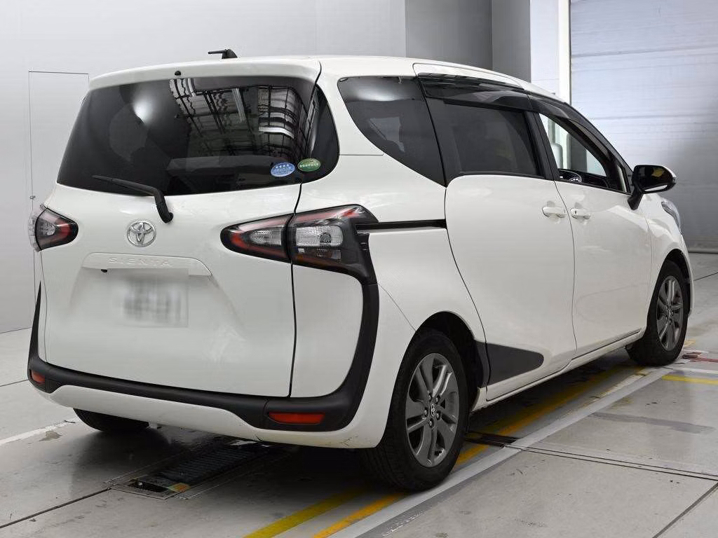 TOYOTA SIENTA