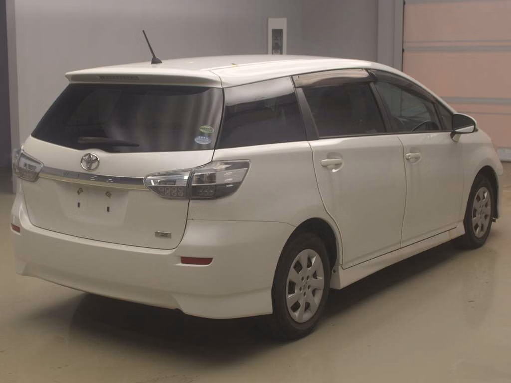 TOYOTA WISH