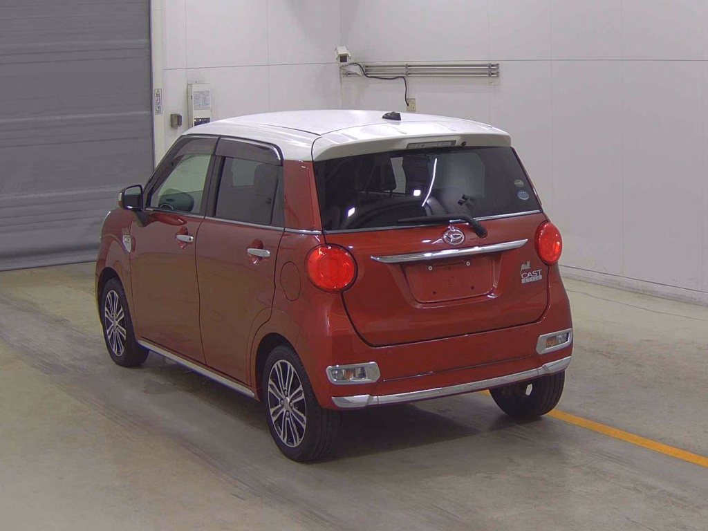 DAIHATSU CAST
