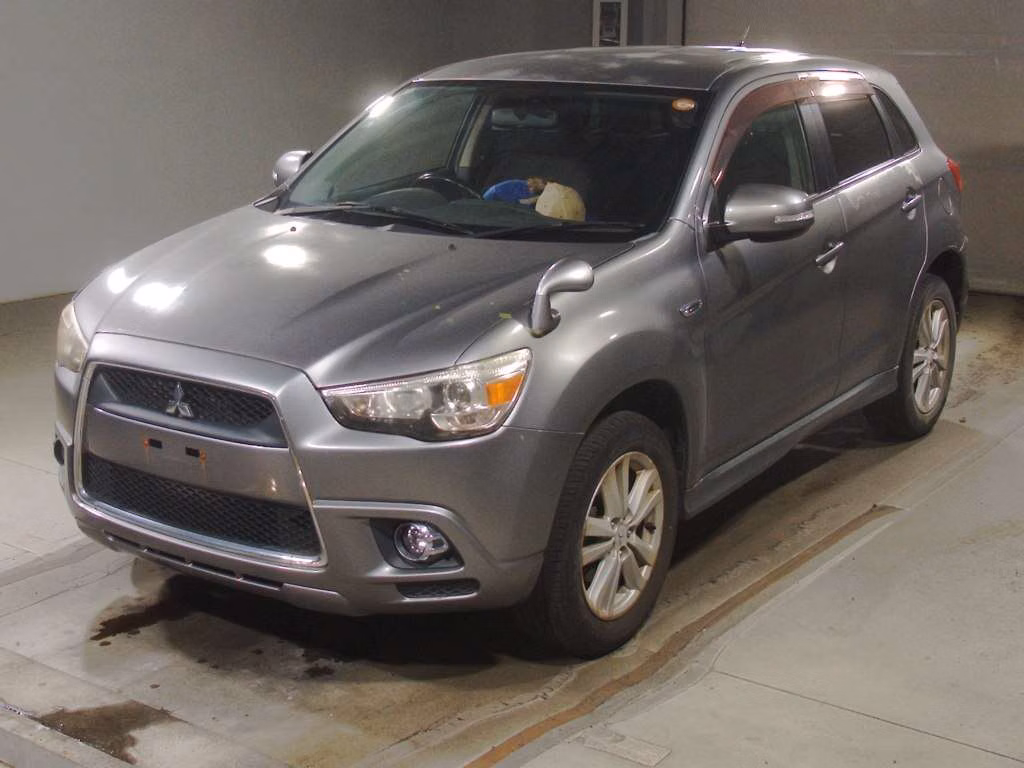 MITSUBISHI RVR