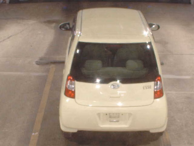 DAIHATSU ESSE