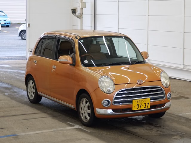 DAIHATSU MIRA GINO