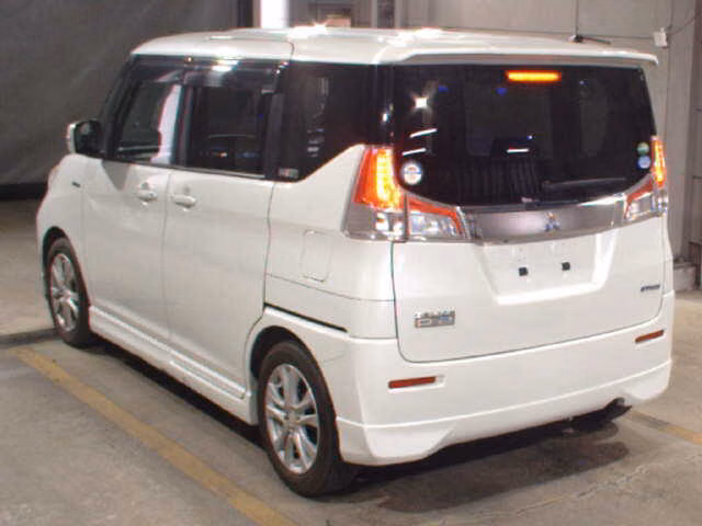 MITSUBISHI DELICA D:2