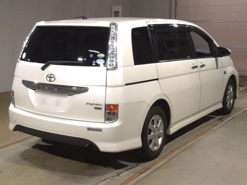 TOYOTA ISIS