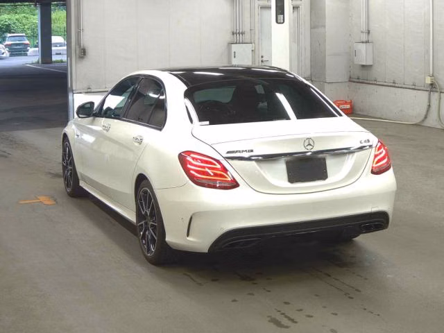 MERCEDES-BENZ C-CLASS