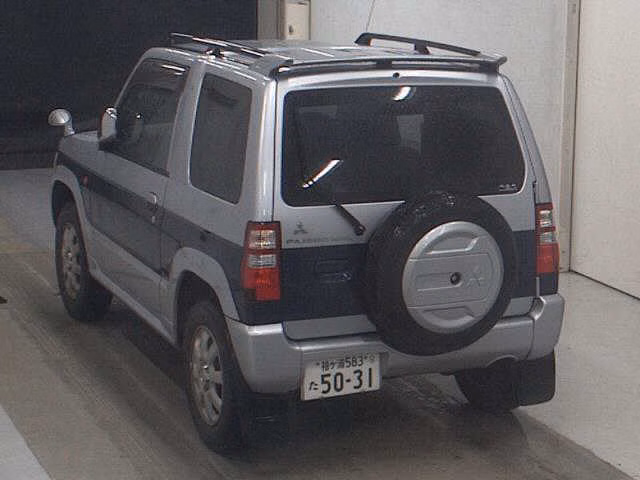 MITSUBISHI PAJERO MINI