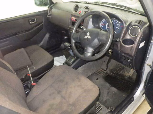 MITSUBISHI PAJERO MINI