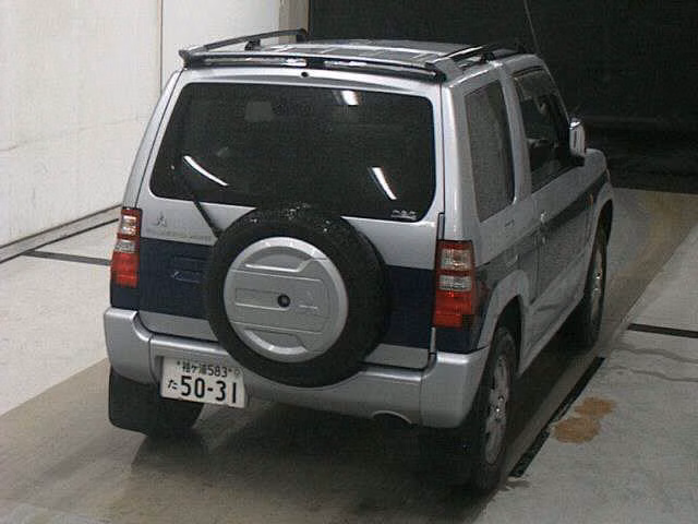 MITSUBISHI PAJERO MINI