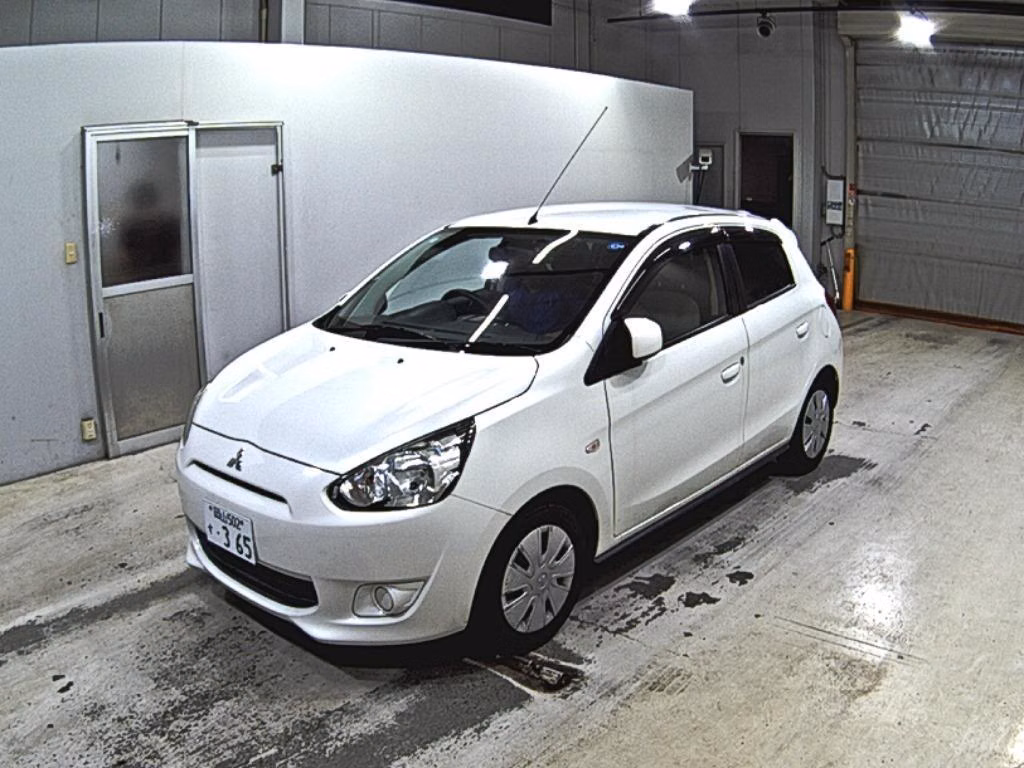 MITSUBISHI MIRAGE