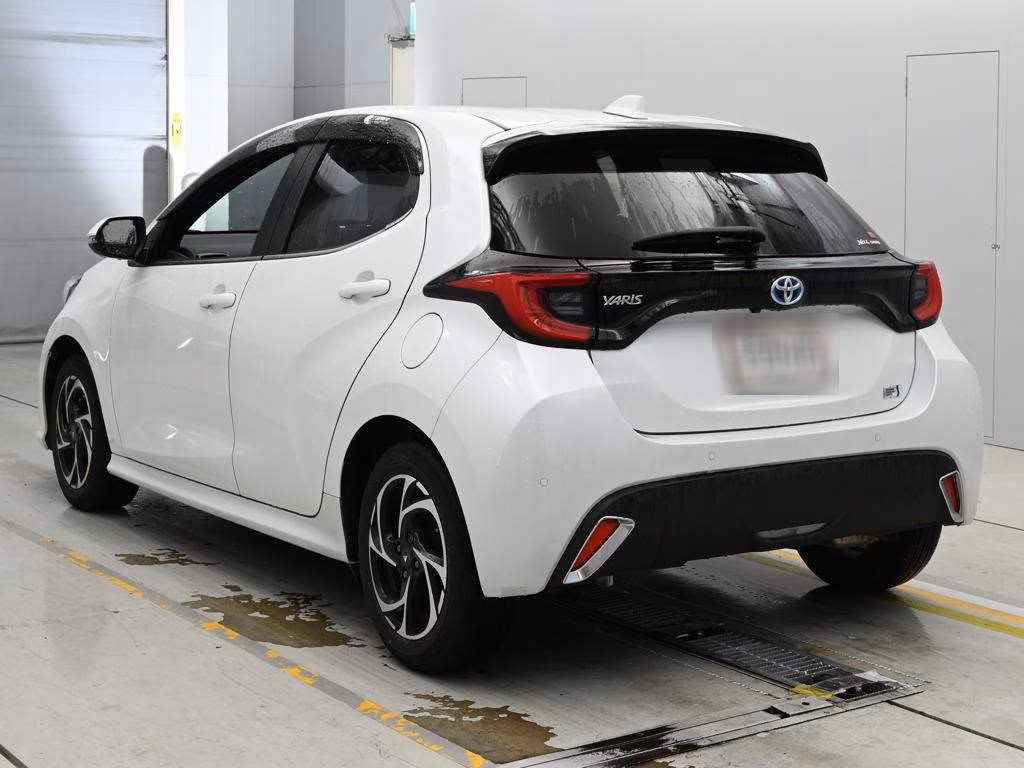TOYOTA YARIS
