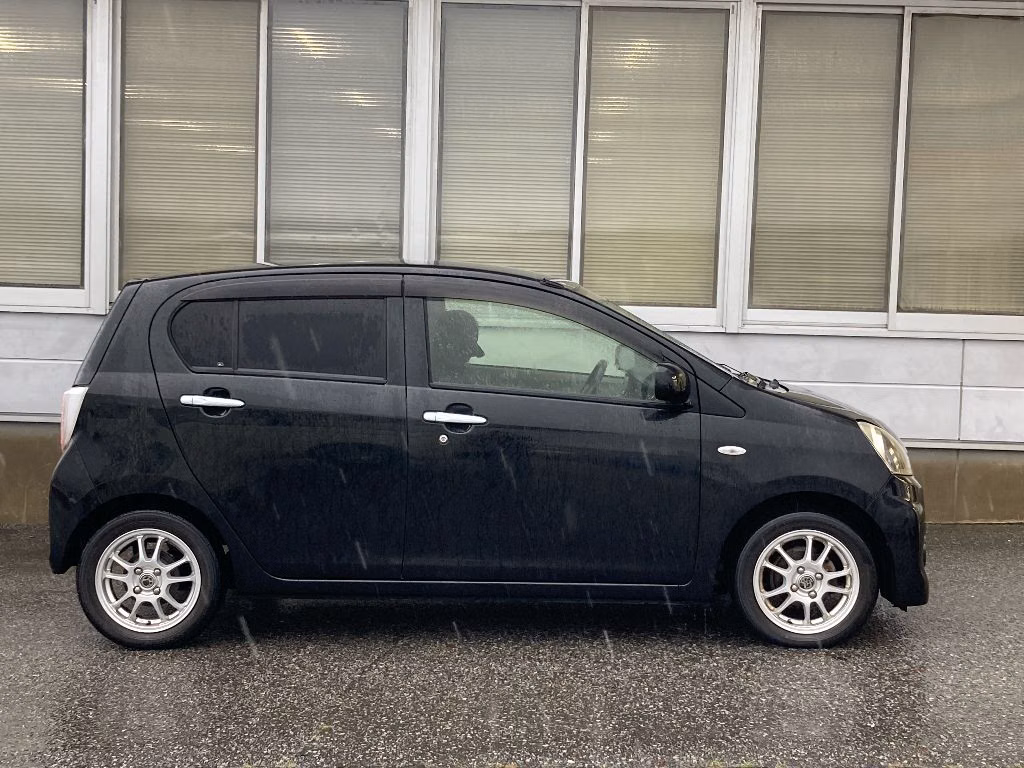 TOYOTA PIXIS EPOCH