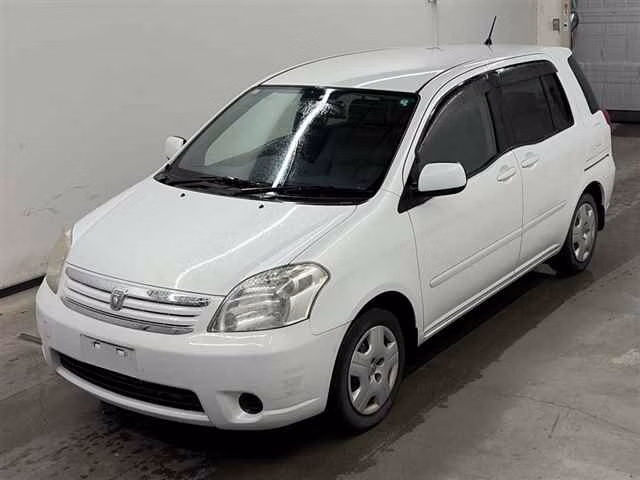 TOYOTA RAUM