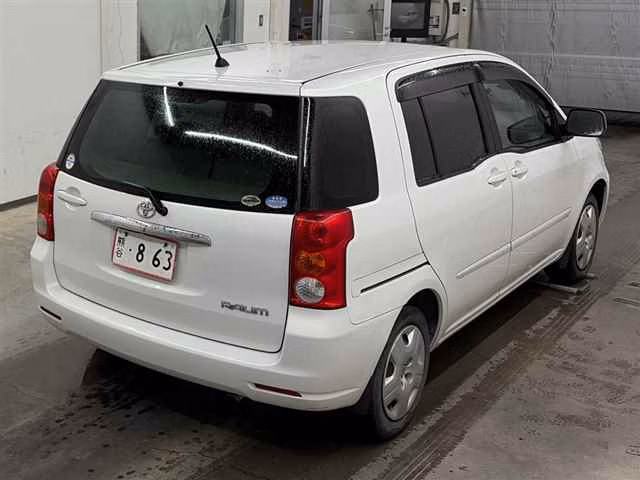 TOYOTA RAUM