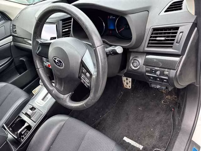SUBARU LEGACY B4