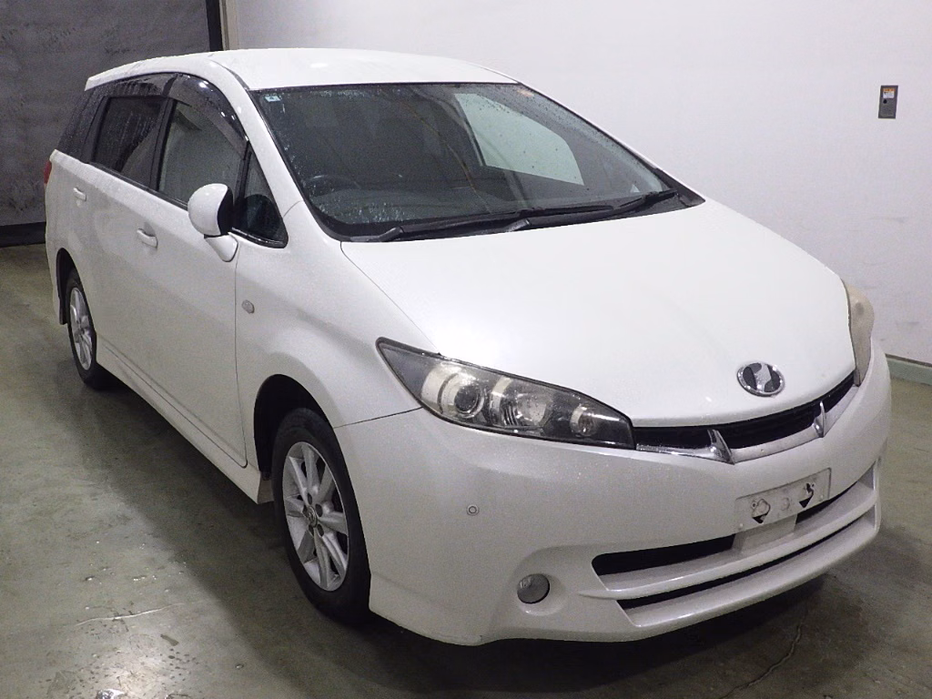 TOYOTA WISH