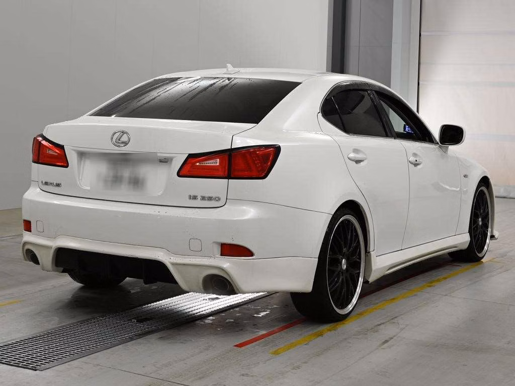 LEXUS IS250