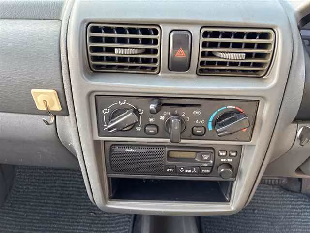 MITSUBISHI MINICA