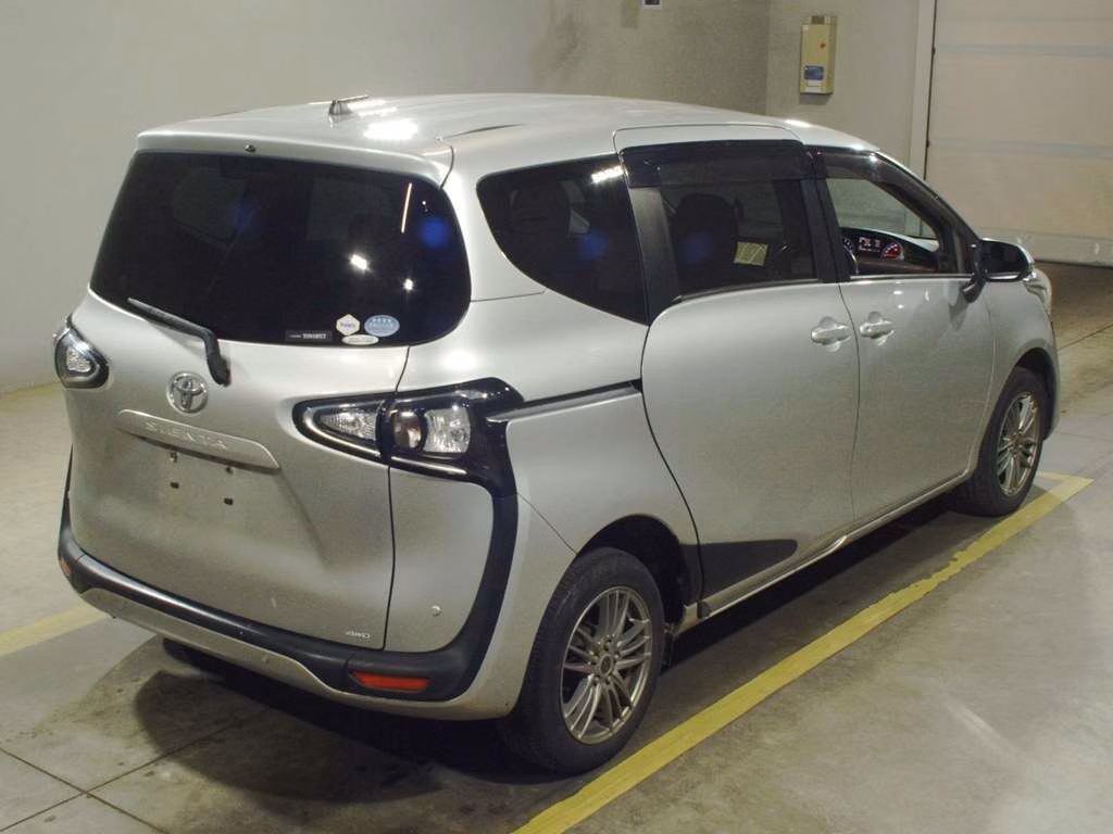 TOYOTA SIENTA