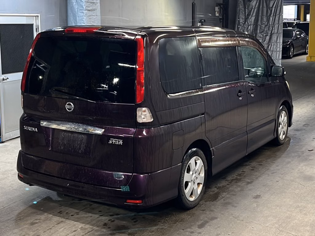 NISSAN SERENA