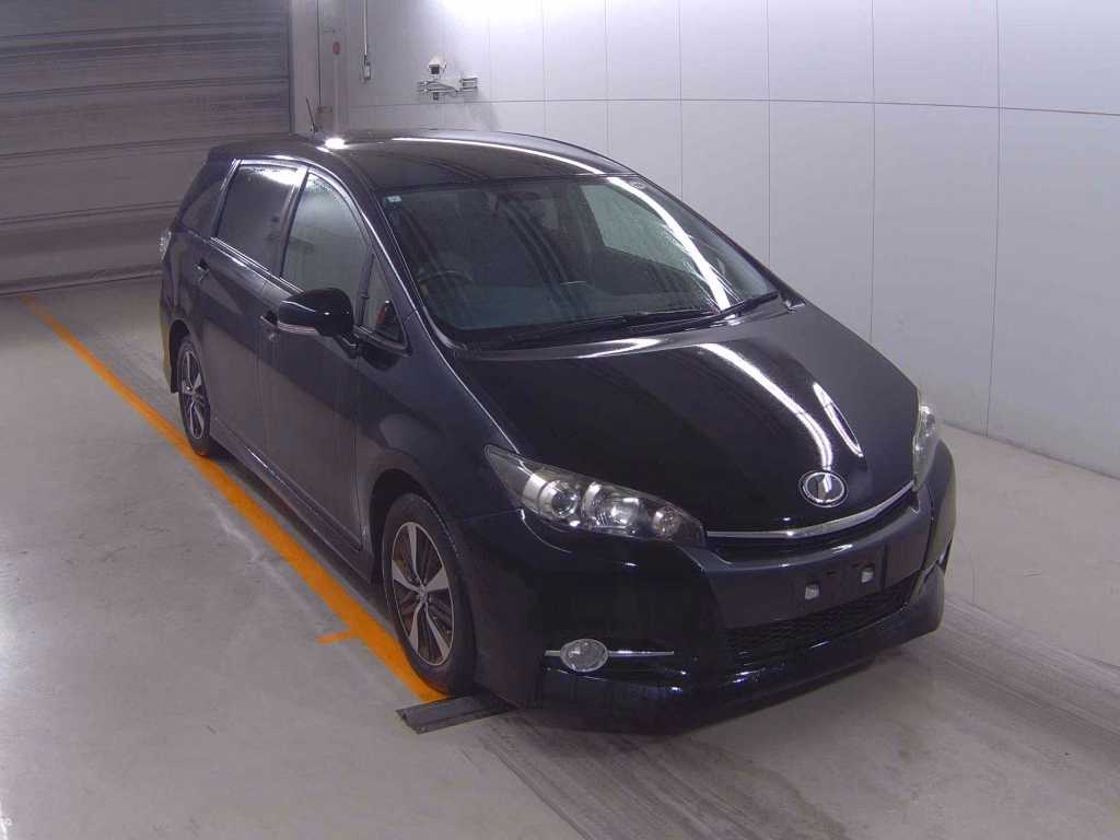 TOYOTA WISH